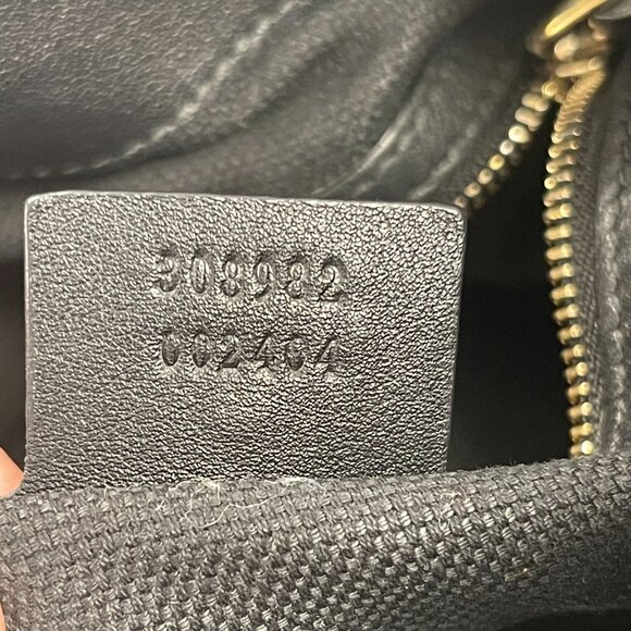 Gucci Black Patent Leather Interlocking G Soho Chain Tote Bag - Preowned - Picture 6 of 15